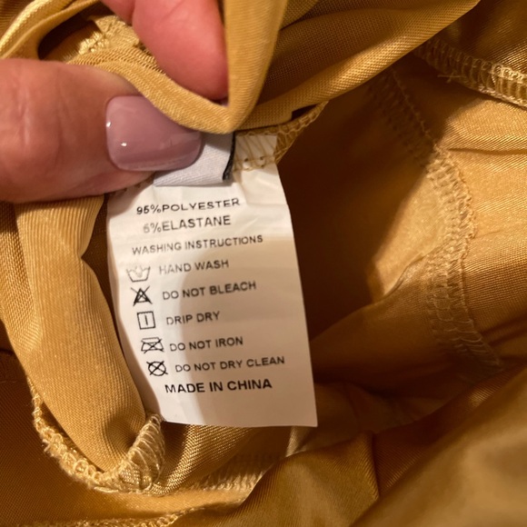 NEW Velius Women's Sexy Deep V Neck Shiny Bodysuit Tank Tops Underwire XL Gold - Picture 10 of 16